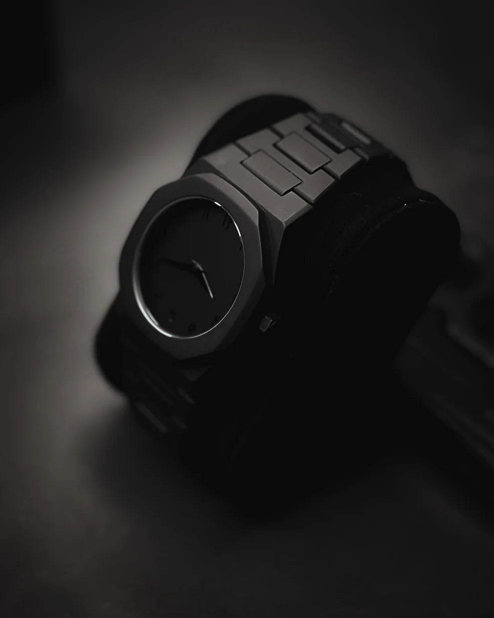 Midnight Arabic Aura – Men’s Luxury Watch